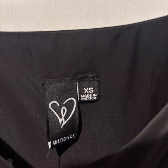 Black Bodycon Windsor Mini dress - Picture 5 of 5